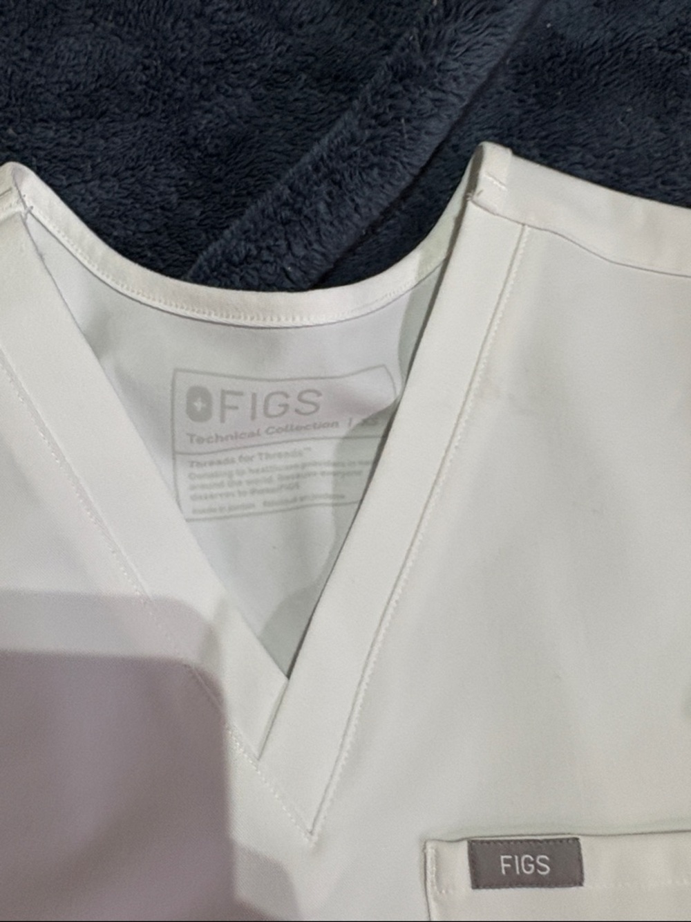 Figs White Short Sleeve V-Neck Scrub Top - One Pocket - Picture 3 of 4